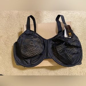 New with tags Wacoal 857210 size US 34I